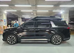 2023 Kia Carnival Diesel 7-Seater Hi-Limousine — фото 2