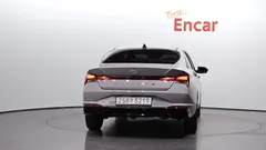 2023 Hyundai Avante 1.6, серо-серебристый — фото 4