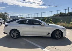 2023 Genesis G70 Gasoline 2.0T 4WD, белый — фото 5