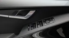 2024 Kia Niro Prestige, белый — фото 19