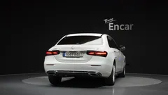 2022 Mercedes-Benz E-Class E250 Exclusive, белый — фото 4