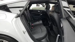 2023 Audi A7 45 TDI Quattro Premium — фото 12