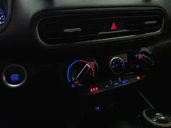 2022 Hyundai Kona Gasoline 2.0 2WD, белый — фото 20