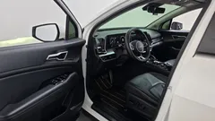 2023 Kia Sportage Gasoline 1.6 Turbo 2WD, белый — фото 10
