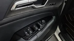 2023 Kia Sportage Gasoline 1.6 Turbo 2WD, белый — фото 20