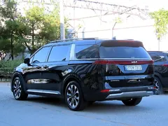 2023 Kia Carnival Gasoline 7-Seater Signature — фото 3