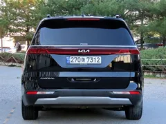 2023 Kia Carnival Gasoline 7-Seater Signature — фото 4
