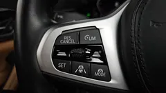 2022 BMW 5-Series 520i M Sport, серый — фото 20