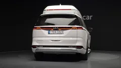 2023 Kia Carnival Gasoline 7-Seater Hi-Limousine — фото 4