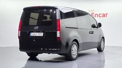2023 Hyundai Staria Tourer 9-Seater, чёрный — фото 2