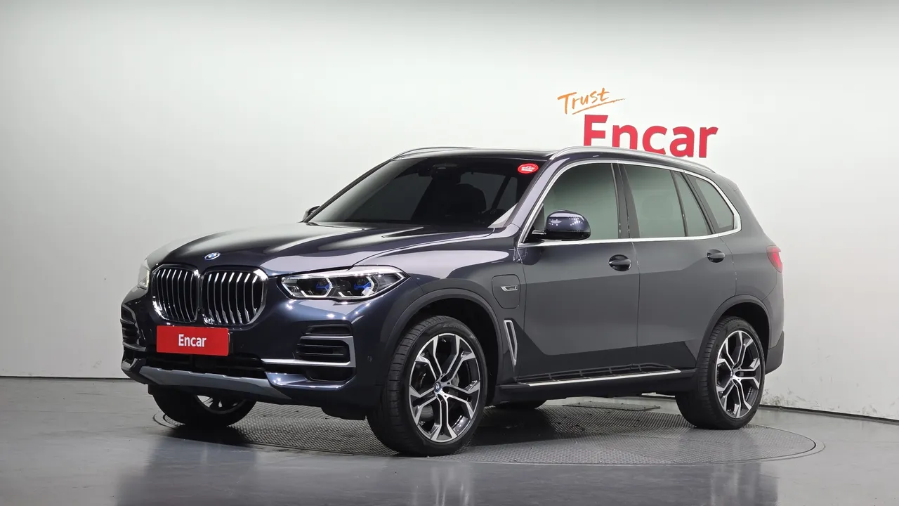 2022 BMW X5 xDrive 45e xLine