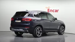 2022 BMW X5 xDrive 45e xLine — фото 2