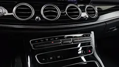 2022 Mercedes-Benz E-Class E450 4MATIC Exclusive, чёрный — фото 20
