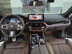 2023 BMW 5-Series 530i xDrive M Sport Package — фото 6