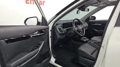 2023 Kia Seltos Gasoline 1.6 Turbo 2WD, белый — фото 10