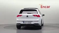 2023 Volkswagen Golf 2.0 TDI Prestige — фото 4