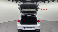 2023 Volkswagen Golf 2.0 TDI Prestige — фото 18