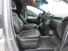 2022 Hyundai Staria Cargo 3-Seater, серебристый — фото 19