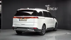 2023 Kia Carnival Diesel 9-Seater Signature — фото 2