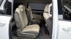 2023 Kia Carnival Diesel 9-Seater Signature — фото 11