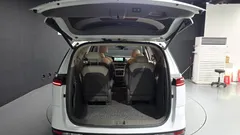 2023 Kia Carnival Diesel 9-Seater Signature — фото 20