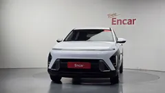 2023 Hyundai Kona Gasoline 1.6 Turbo 2WD, белый — фото 3