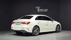 2022 Mercedes-Benz A-Class A250 4MATIC Sedan, белый — фото 2