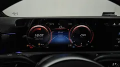 2022 Mercedes-Benz A-Class A250 4MATIC Sedan, белый — фото 8