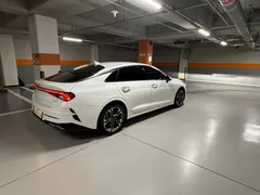 2023 Kia K5 2.0, белый — фото 4