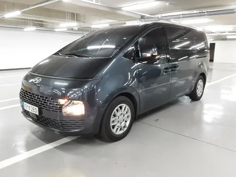 2023 Hyundai Staria Tourer 9-Seater
