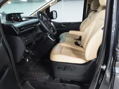 2023 Hyundai Staria Tourer 9-Seater, серый — фото 8