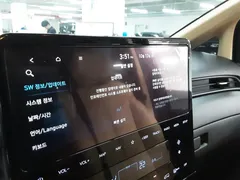 2023 Hyundai Staria Tourer 9-Seater, серый — фото 16