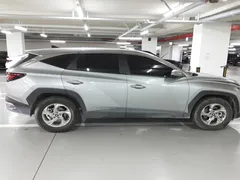 2023 Hyundai Tucson Diesel 2.0 2WD, серо-серебристый — фото 14