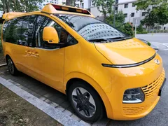 2022 Hyundai Staria L3.5 Kinder Safety Car, жёлтый — фото 2