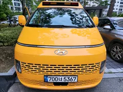 2022 Hyundai Staria L3.5 Kinder Safety Car, жёлтый — фото 3