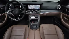 2023 Mercedes-Benz E-Class E250 AMG Line, чёрный — фото 7
