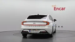 2022 Hyundai Sonata 2.0 LPG(rental car), белый — фото 4
