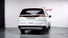 2023 Kia Carnival Gasoline 9-Seater Prestige, белый — фото 4