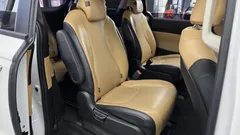 2023 Kia Carnival Gasoline 9-Seater Prestige, белый — фото 12