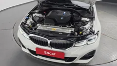 2022 BMW 3-Series 330e M Sport, белый — фото 6