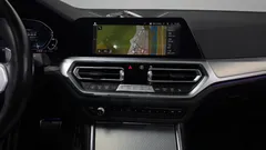 2022 BMW 3-Series 330e M Sport, белый — фото 16