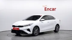 2022 Kia K3 1.6, белый — фото 1