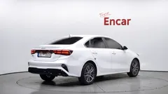 2022 Kia K3 1.6, белый — фото 2