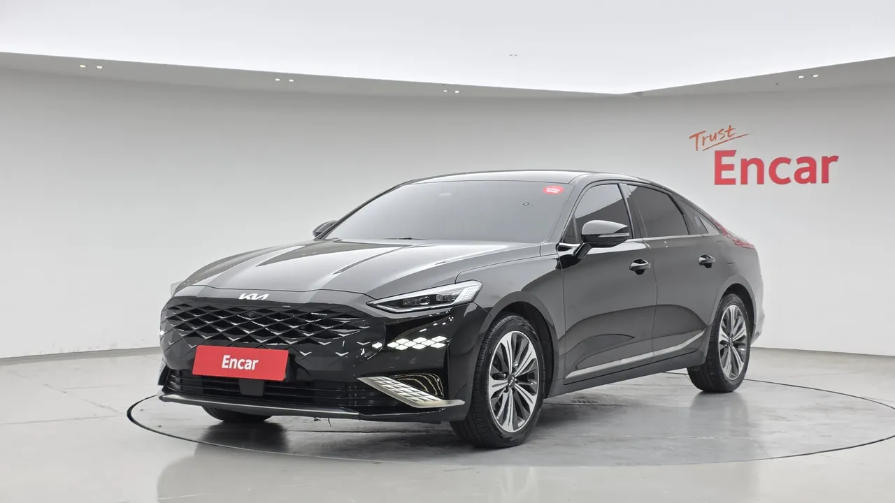 2023 Kia K8 Signature