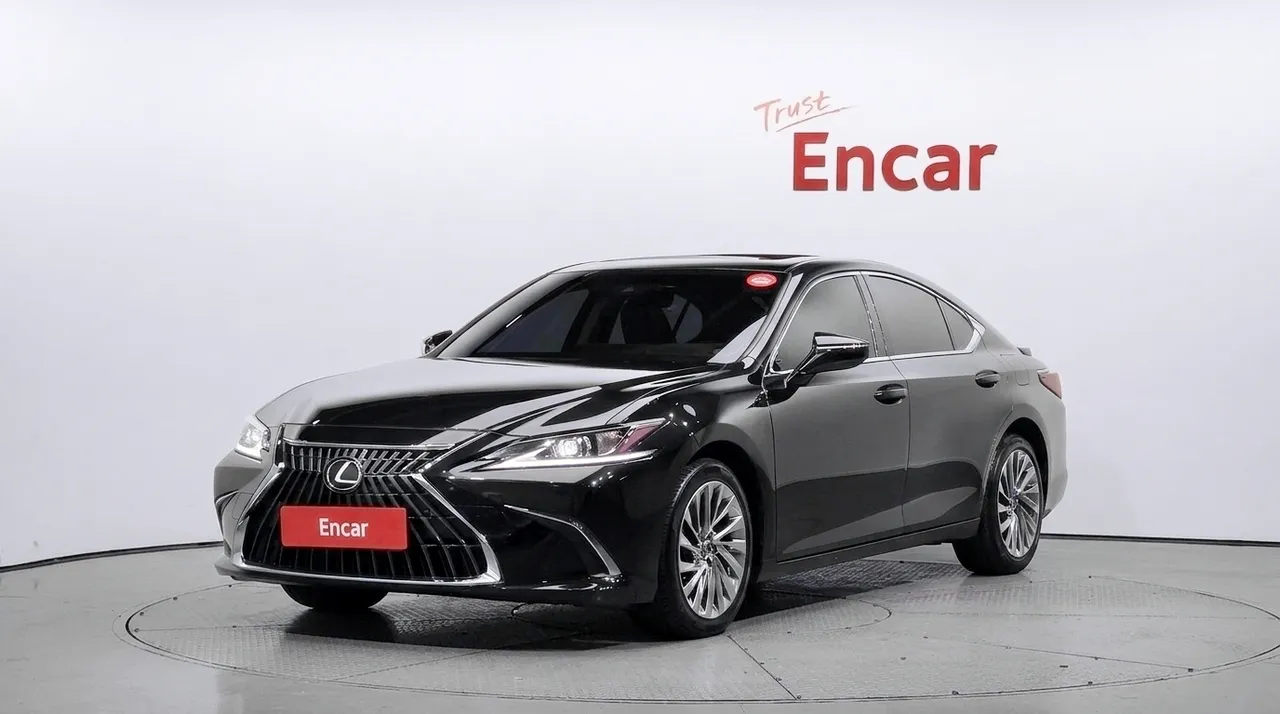 2023 Lexus ES Luxury Plus