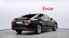 2023 Lexus ES Luxury Plus, чёрный — фото 2