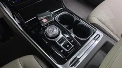 2023 Kia Carnival Diesel 9-Seater Signature, белый — фото 9