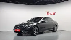 2022 Mercedes-Benz E-Class E220d 4MATIC AMG Line, серый — фото 1