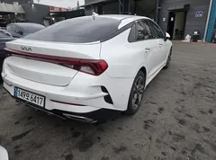 2023 Kia K5 2.0, белый — фото 3