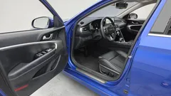 2023 Genesis G70 Gasoline 2.0T 4WD, синий — фото 10